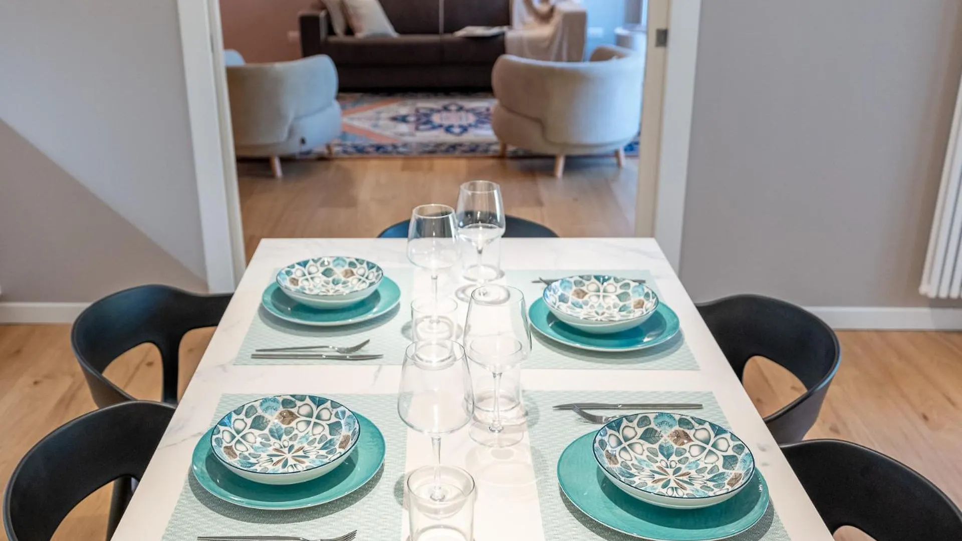 Luxurious & Spacious Flats In Duomo Milán 0*,